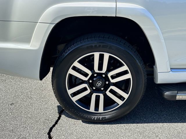 Used 2022 Toyota 4Runner Limited image 18