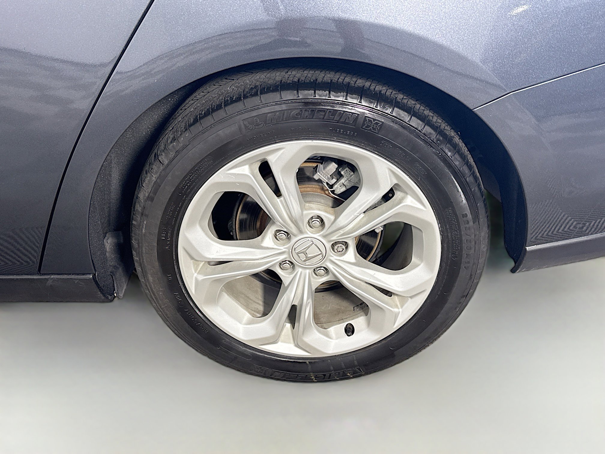 Used 2023 Honda Accord LX image 37