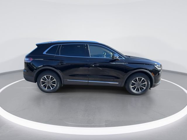 Used 2023 Lincoln Nautilus AWD w/ Premium Package image 8