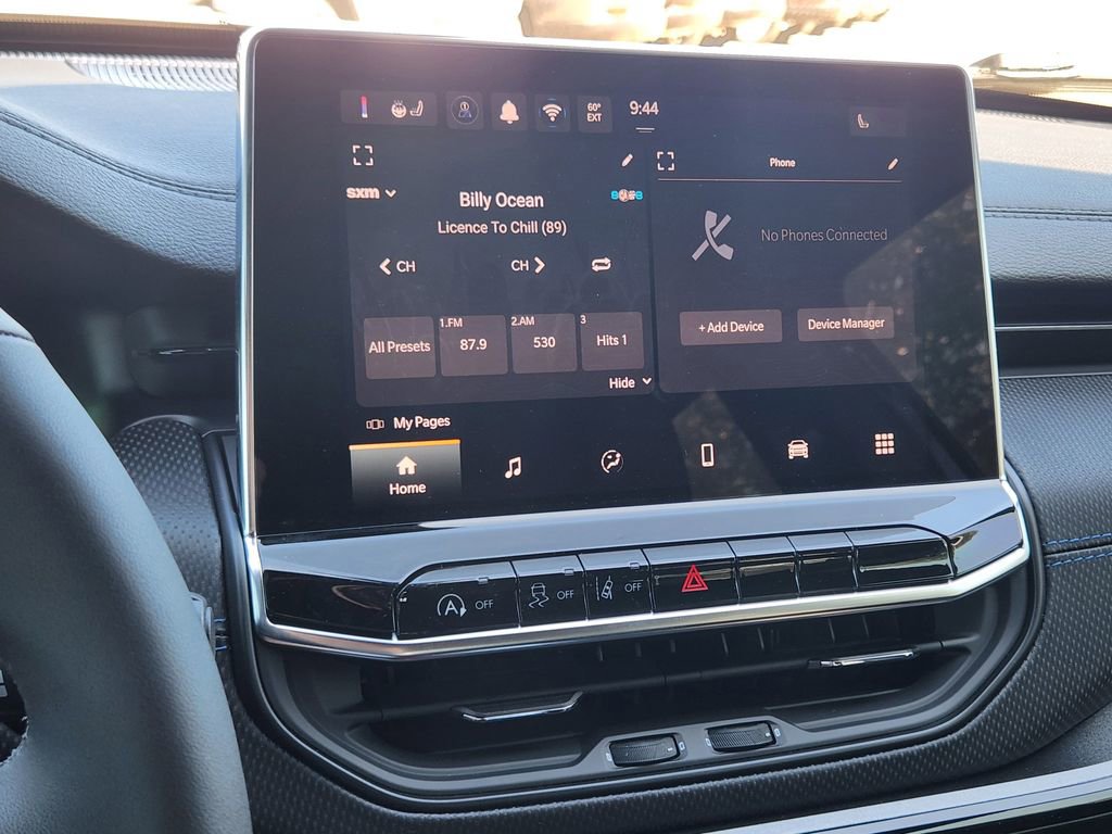 New 2026 Jeep Compass Latitude image 11