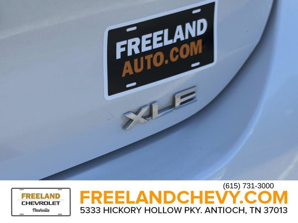 Used 2023 Toyota Highlander XLE FWD image 14