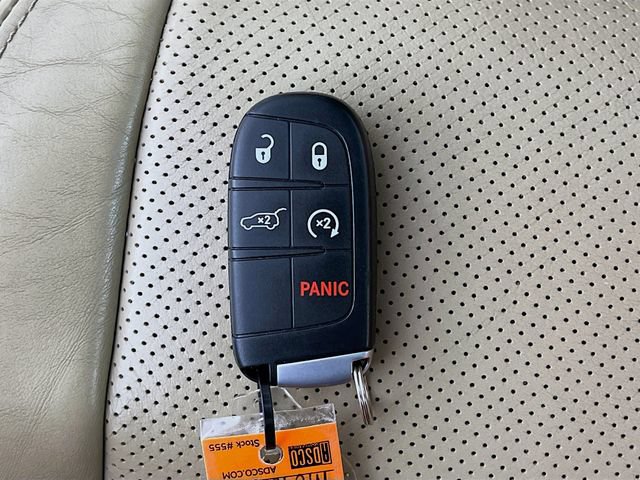 Used 2021 Jeep Grand Cherokee Overland AWD/4WD image 33