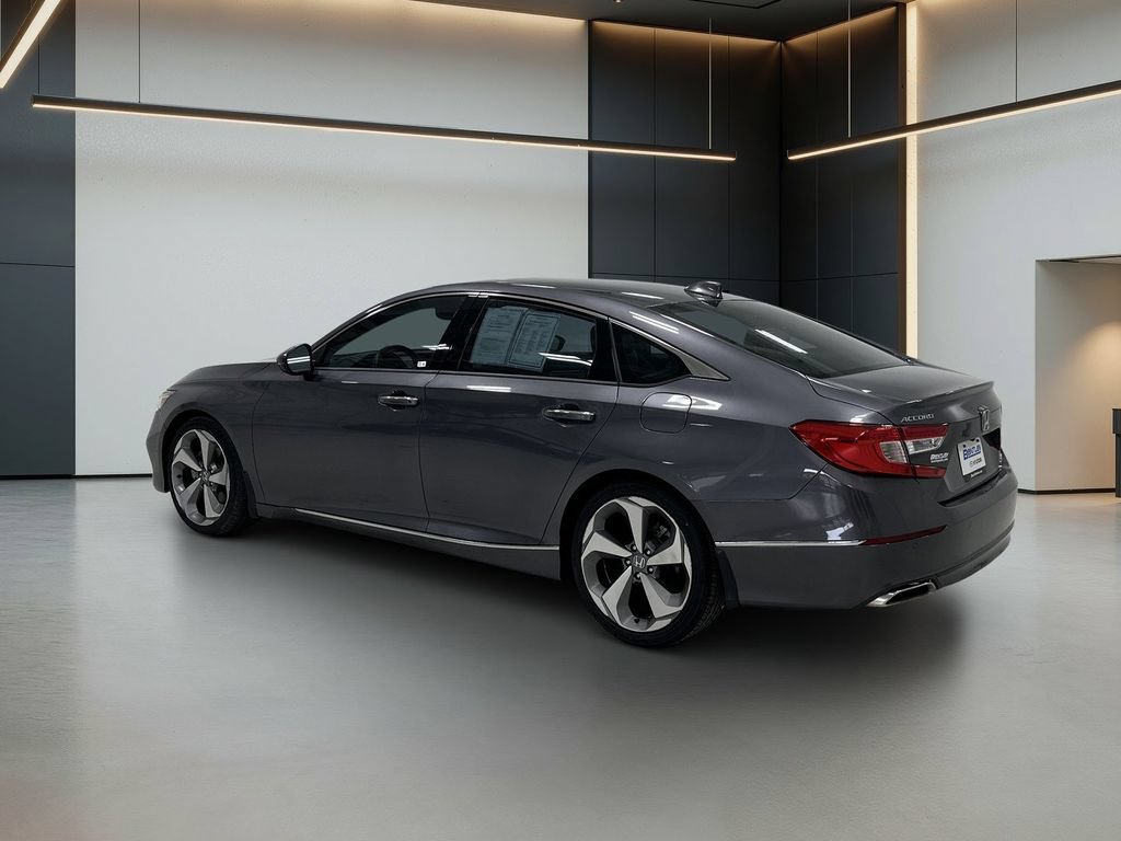 Used 2019 Honda Accord Touring image 3
