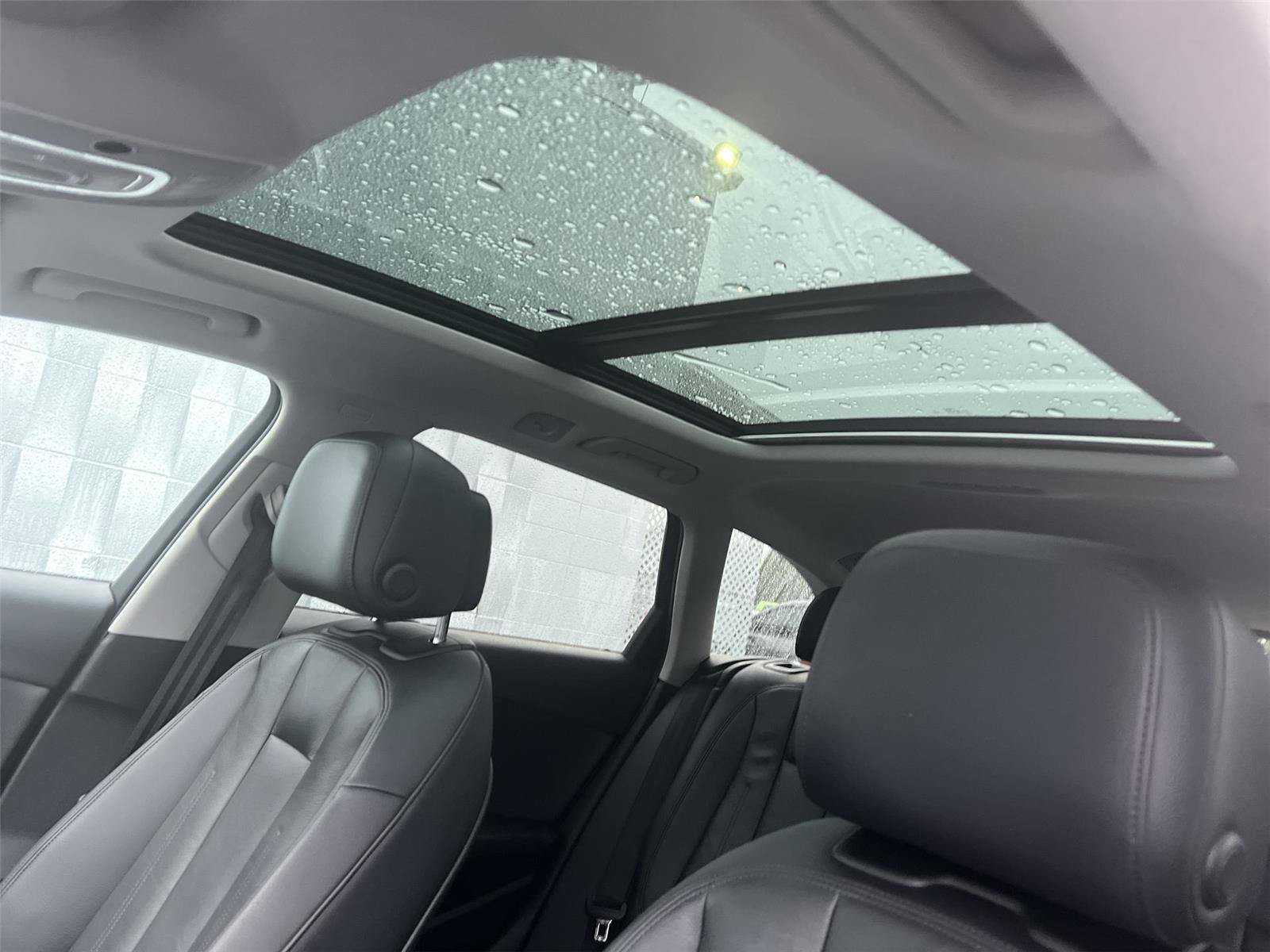 Used 2017 Audi A4 2.0T allroad Premium Plus w/ Technology Package image 23