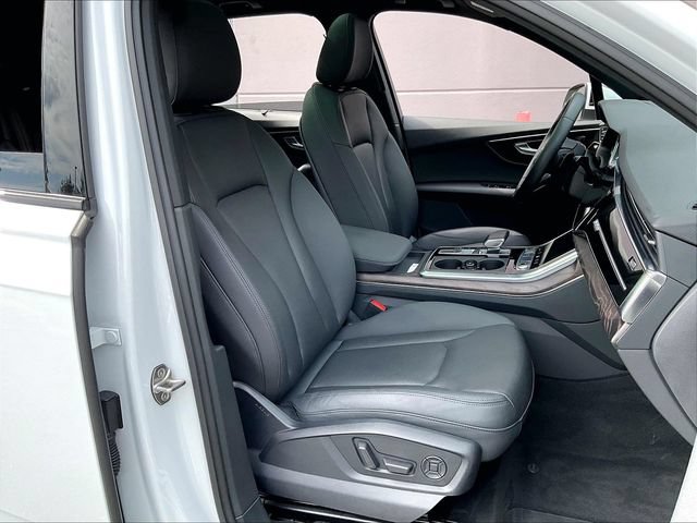 Used 2020 Audi Q7 3.0T Prestige AWD/4WD image 17