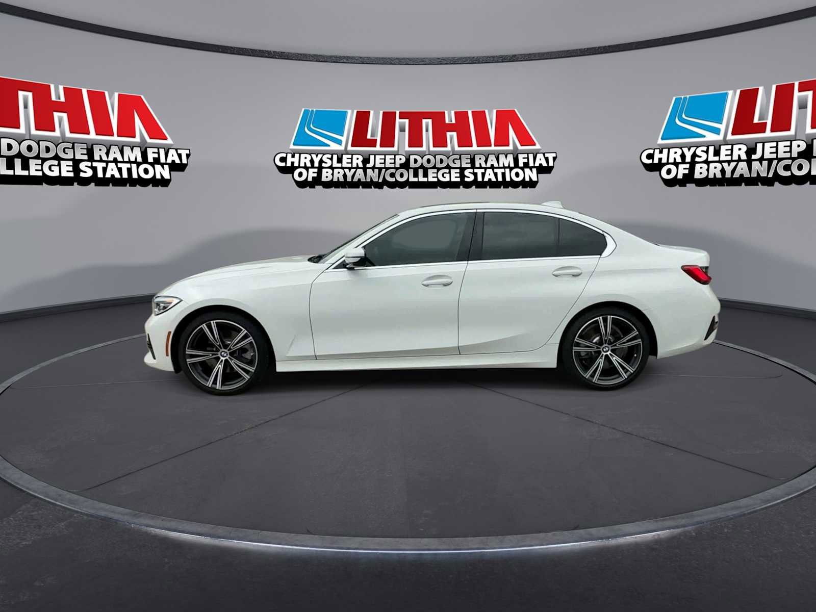 Used 2021 BMW 330i Sedan w/ Convenience Package image 5