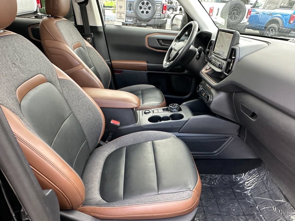 Used 2023 Ford Bronco Sport Outer Banks w/ Tech Package AWD/4WD image 17