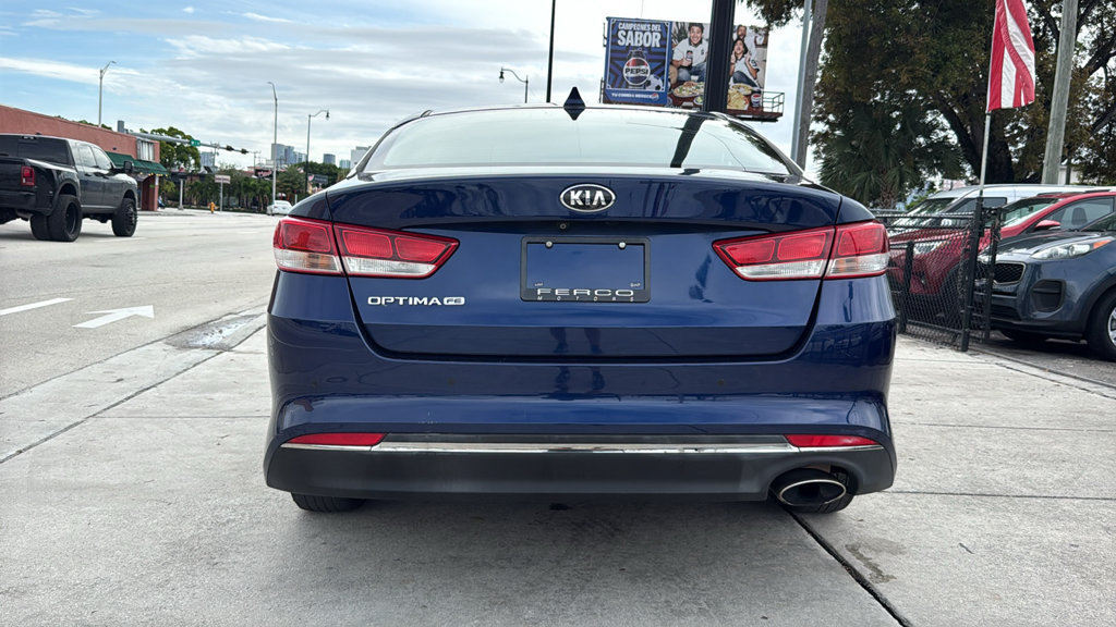 Used 2017 Kia Optima LX w/ Convenience Plus Package FWD image 13