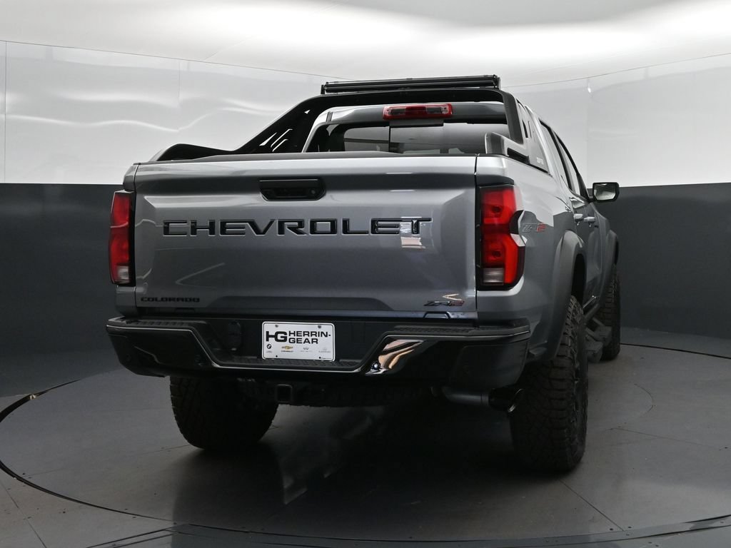 New 2026 Chevrolet Colorado ZR2 w/ Midnight Edition AWD/4WD image 7
