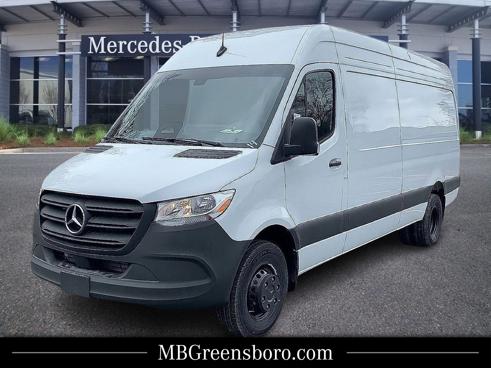 New 2025 Mercedes-Benz Sprinter 3500 image 1