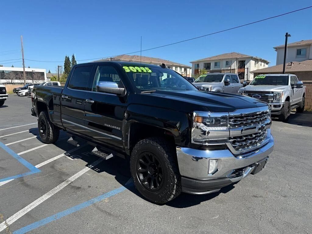 Used 2016 Chevrolet Silverado 1500 LTZ AWD/4WD image 3
