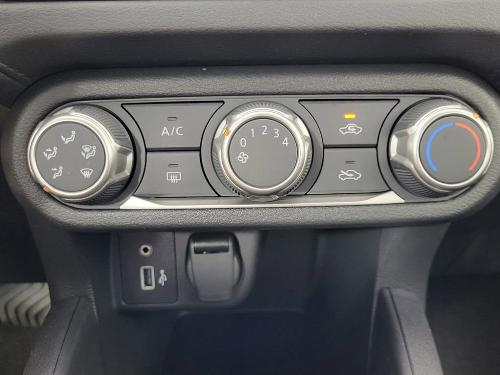 New 2025 Nissan Versa S w/ S Plus Package FWD image 22