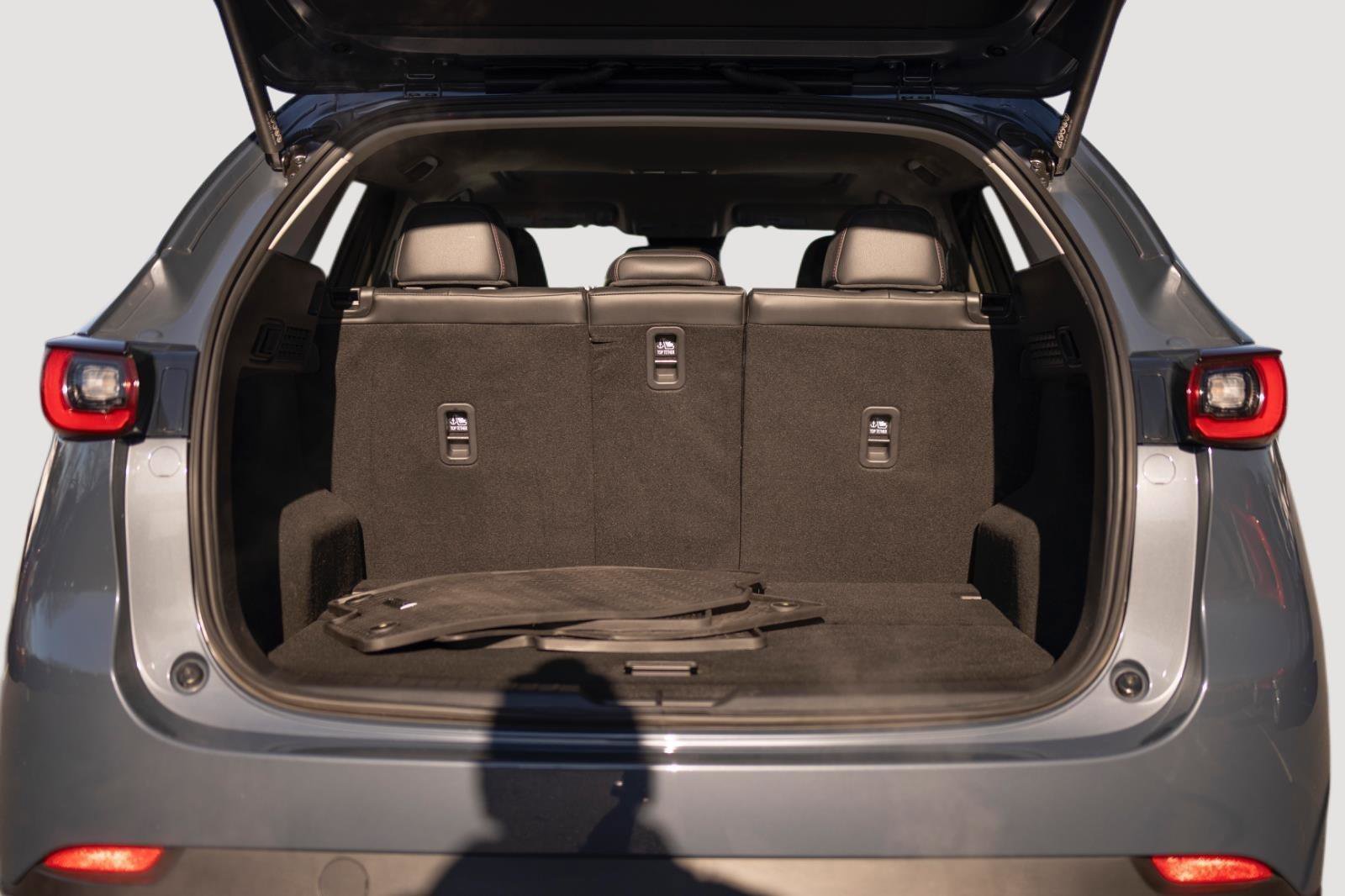 Used 2023 MAZDA CX-5 Carbon Edition image 13