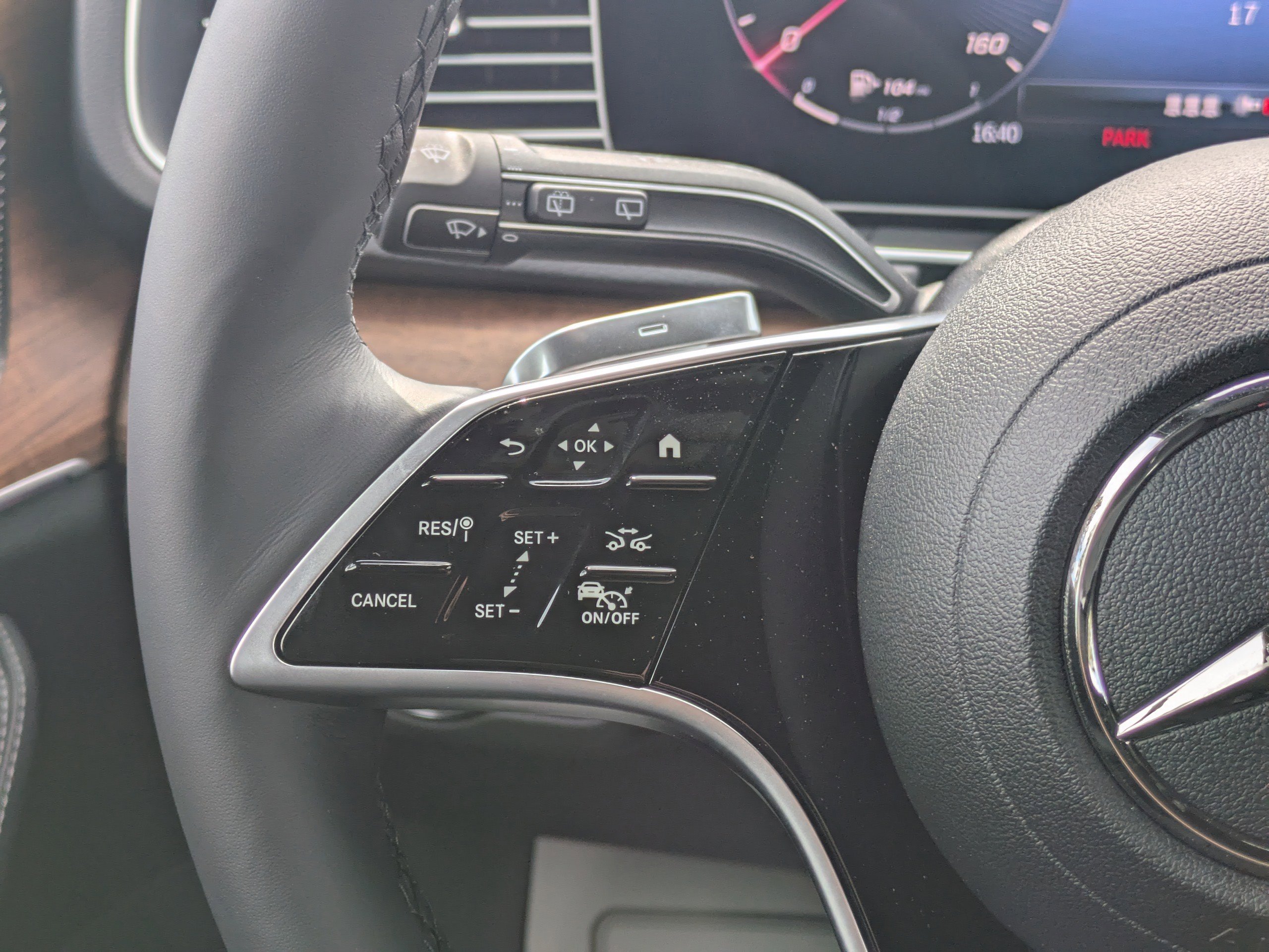 New 2025 Mercedes-Benz GLE 450 4MATIC image 25