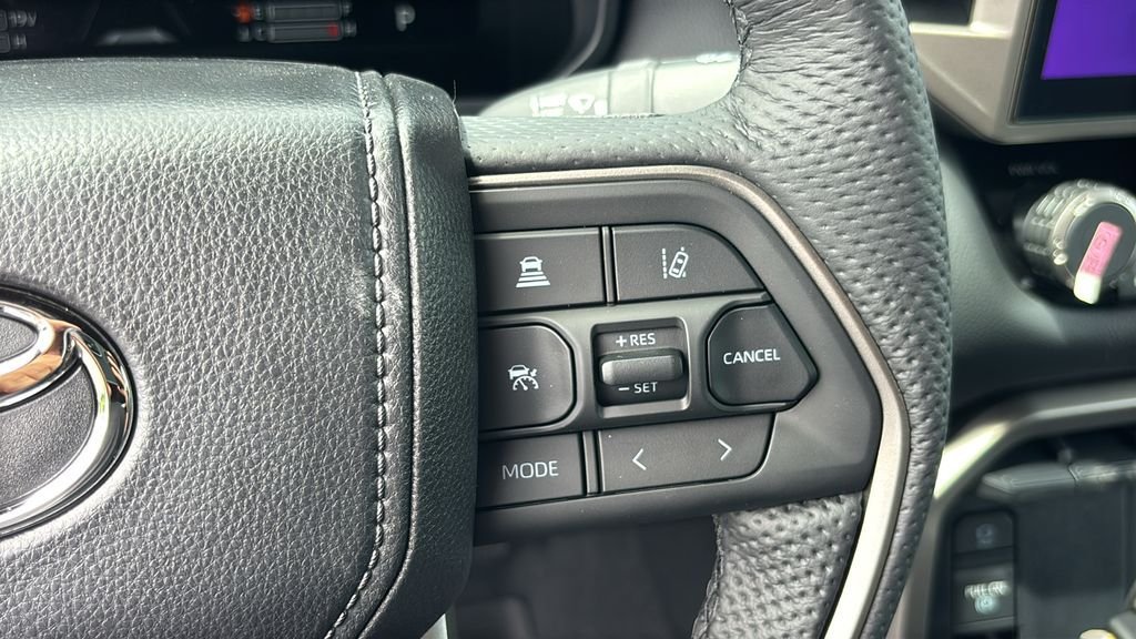 New 2026 Toyota Tundra Limited AWD/4WD image 18