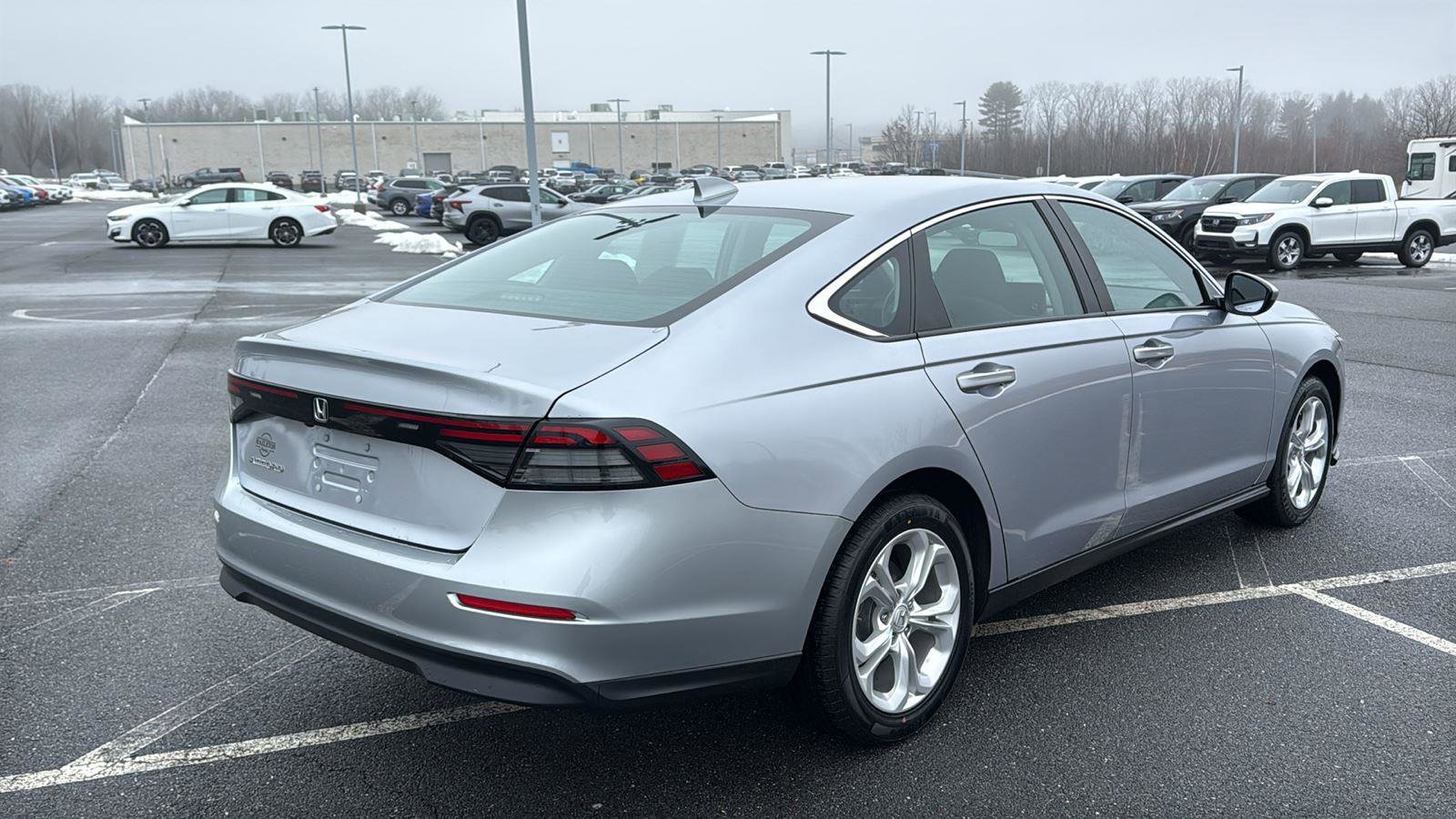 Used 2023 Honda Accord LX image 6