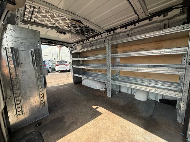 Used 2019 GMC Savana 3500 w/ Driver Convenience Package RWD image 28