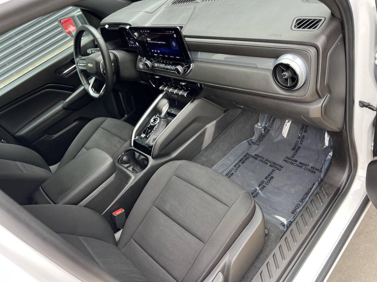 Used 2023 Chevrolet Colorado LT w/ LT Convenience Package AWD/4WD image 19