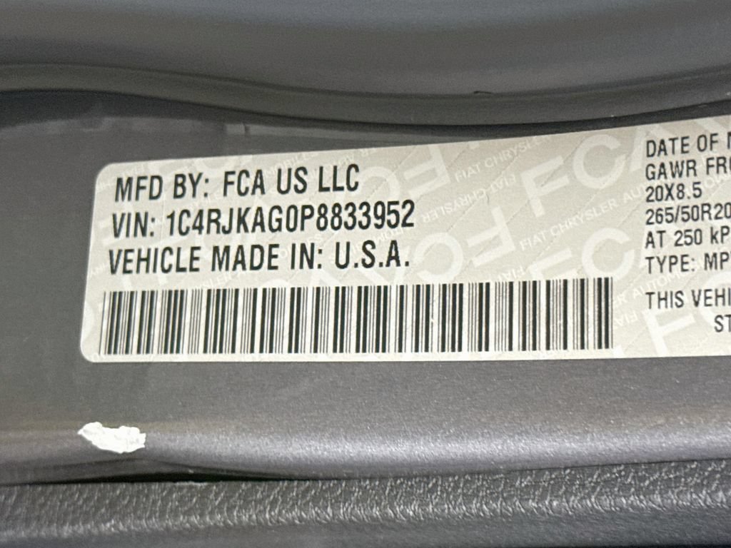 Used 2023 Jeep Grand Cherokee L Laredo AWD/4WD image 37