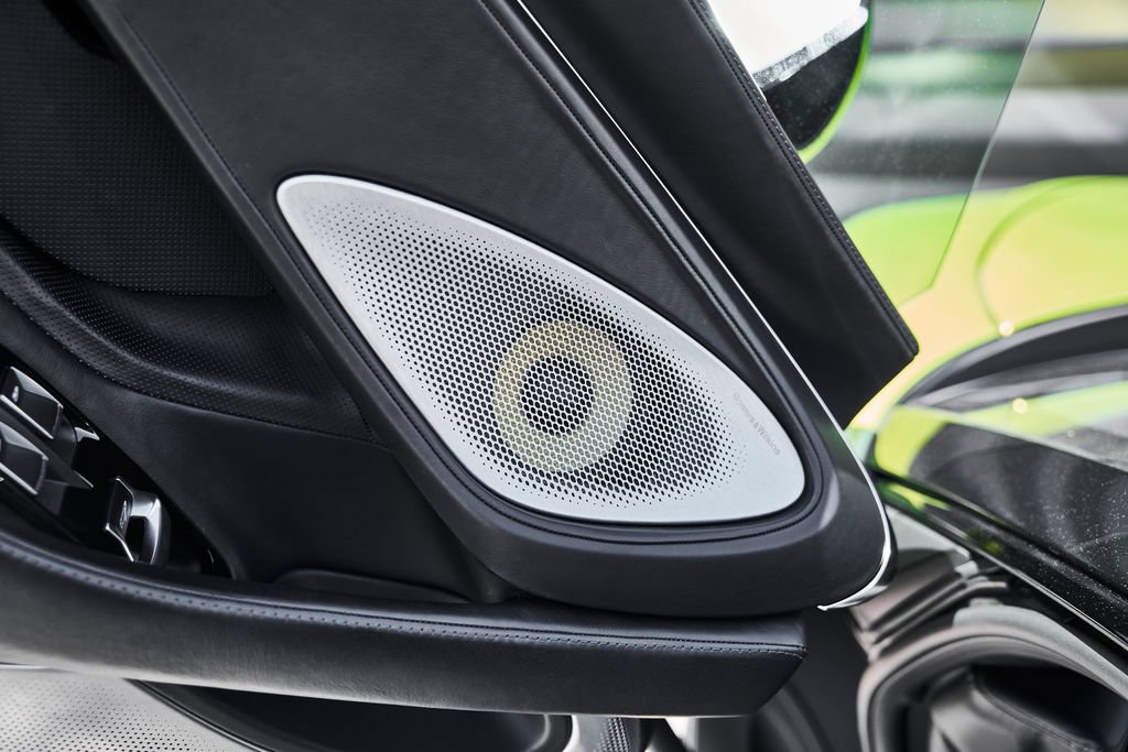 Used 2023 McLaren GT RWD image 34