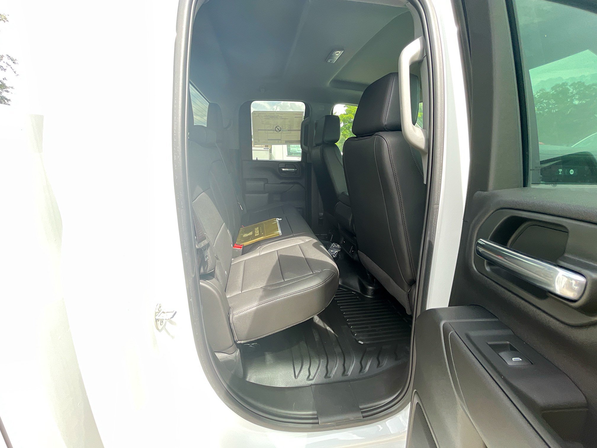 New 2024 GMC Sierra 3500 Pro w/ Convenience Package RWD image 6