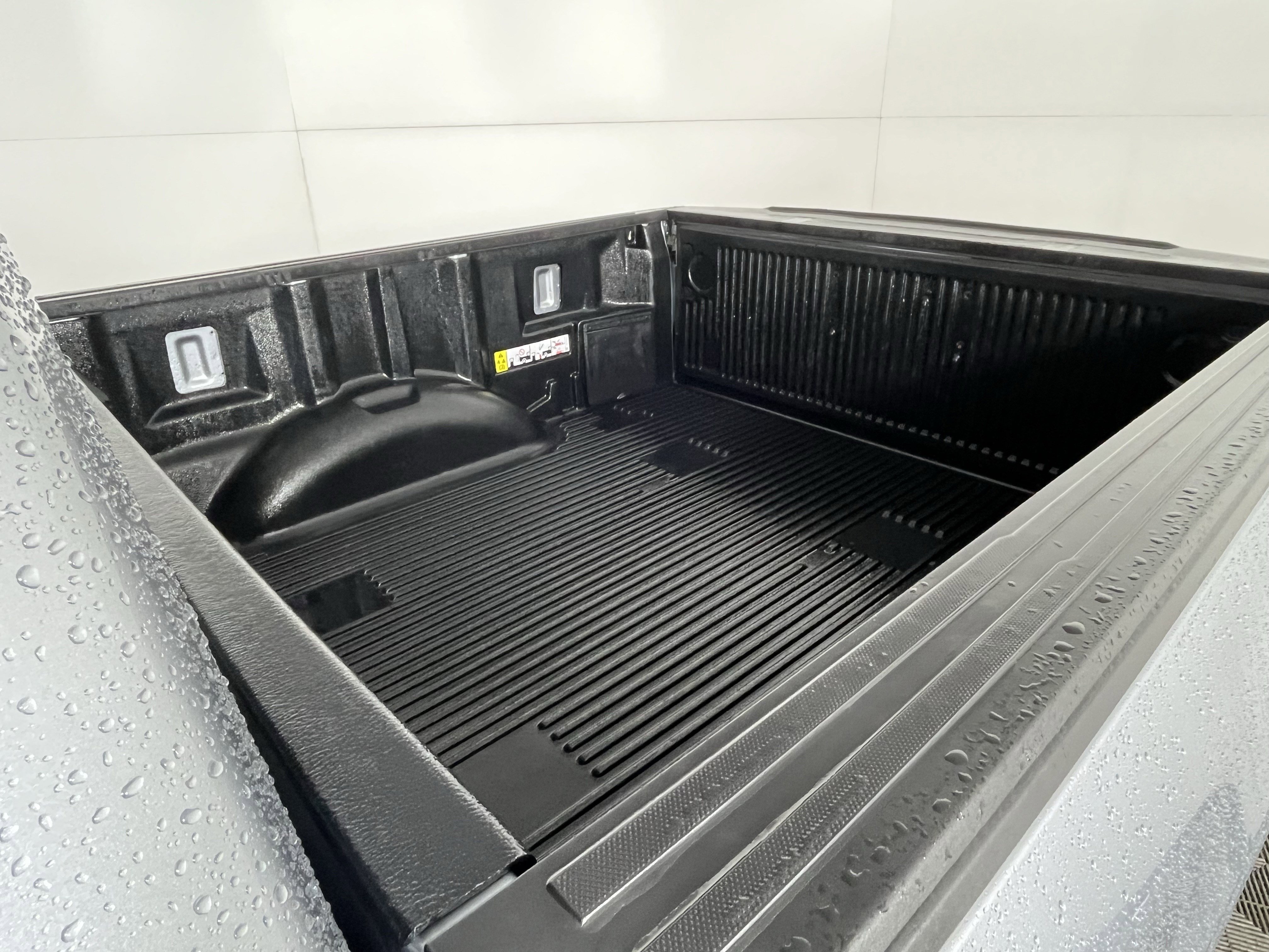 Used 2025 Ford F150 XLT w/ Equipment Group 301A Standard image 9