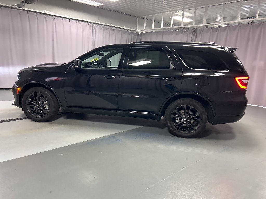 Used 2025 Dodge Durango GT AWD/4WD image 4