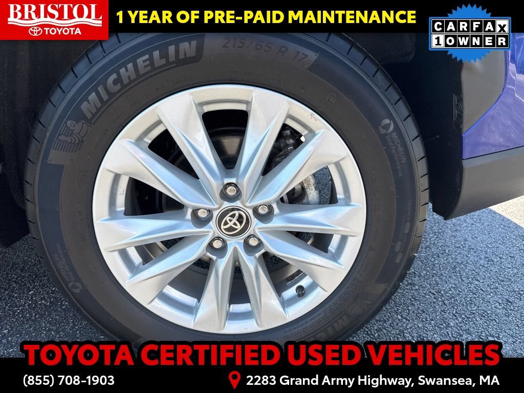 Certified 2025 Toyota Corolla Cross LE AWD/4WD image 13