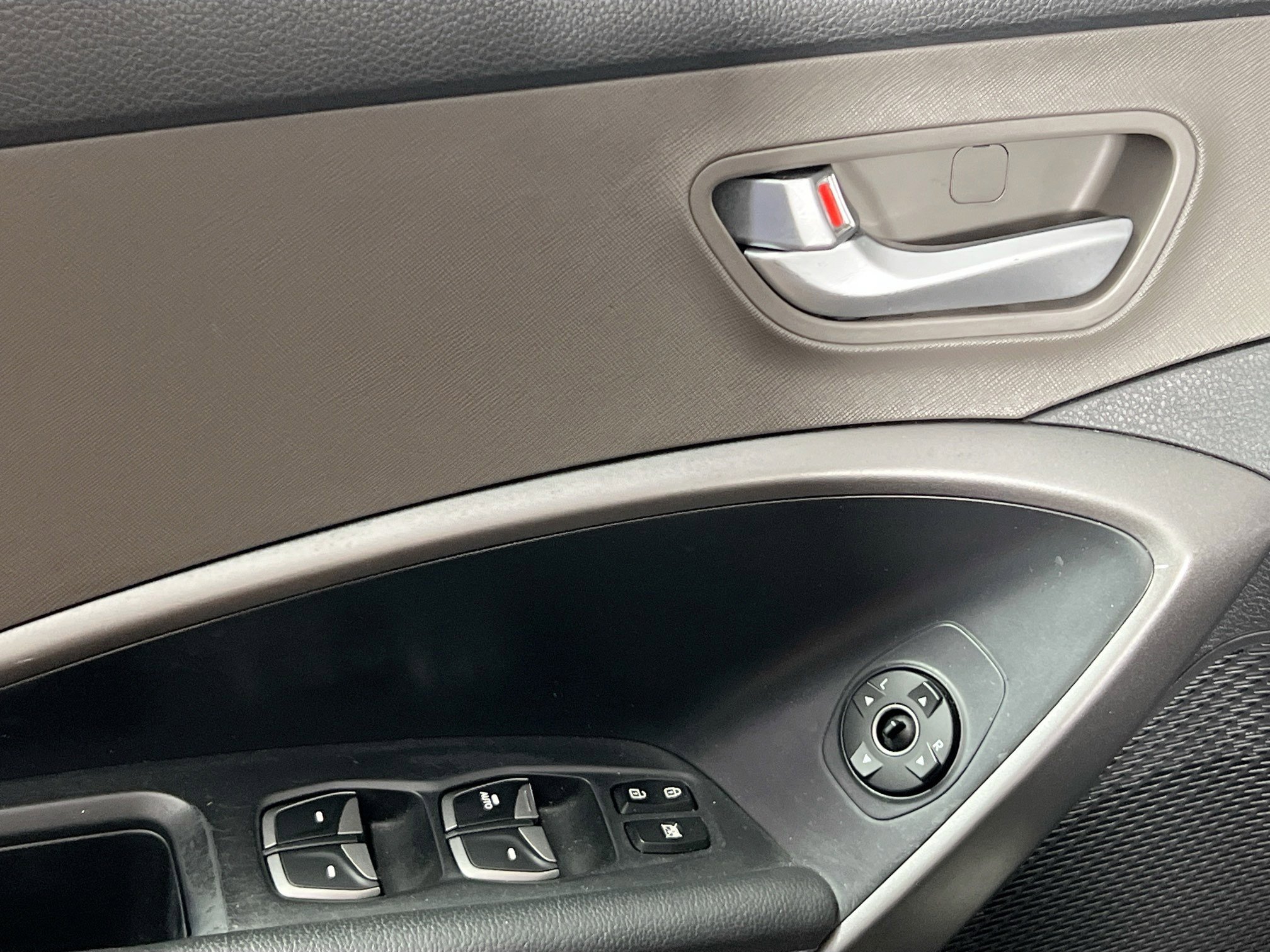 Used 2013 Hyundai Santa Fe Sport 2.0T w/ Technology Pkg image 14