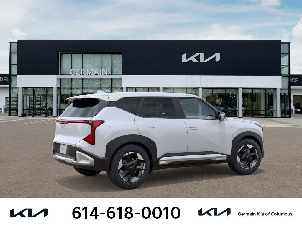 New 2027 Kia Seltos S FWD image 9