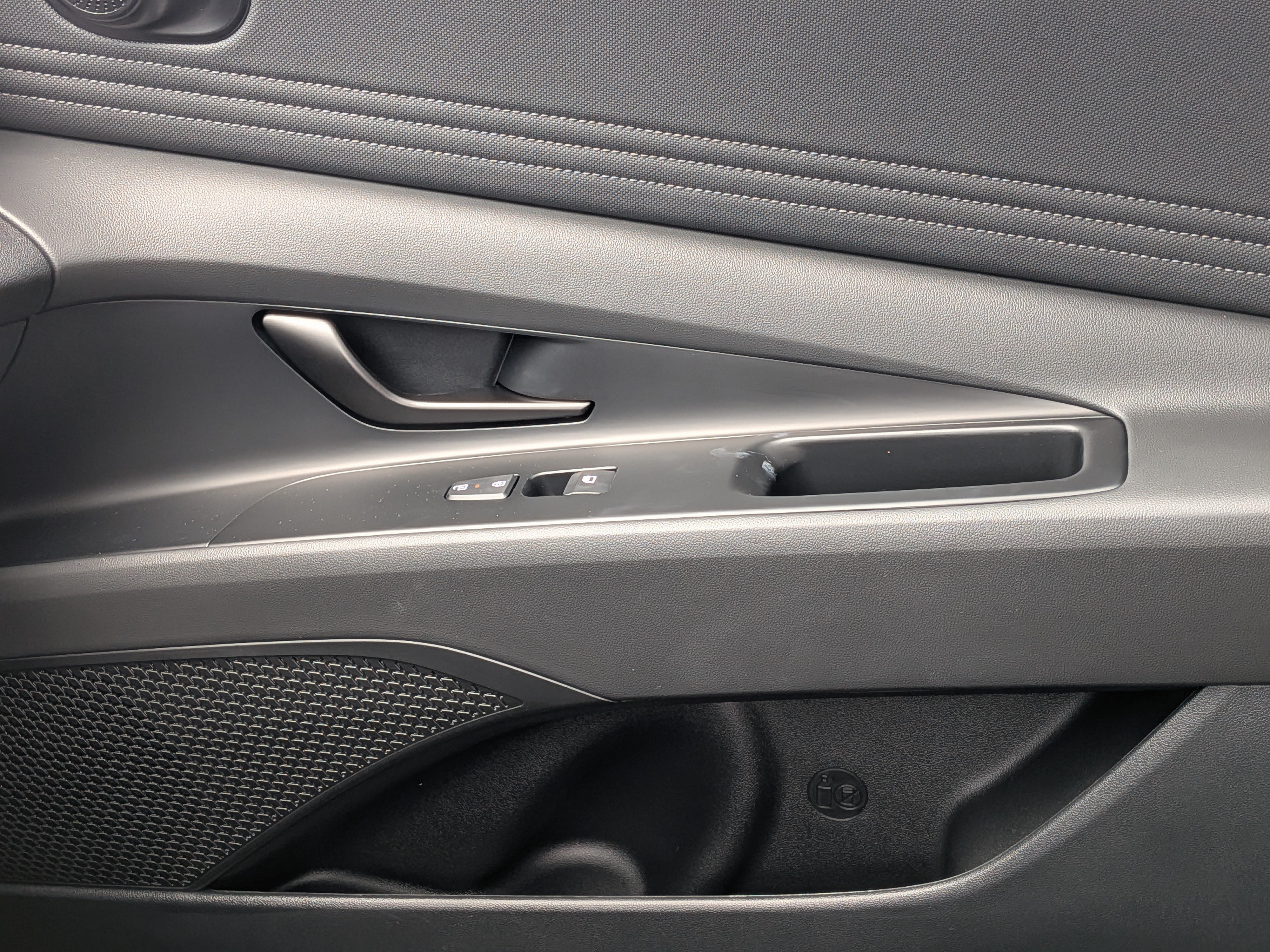 New 2026 Hyundai Elantra SEL Sport FWD image 30