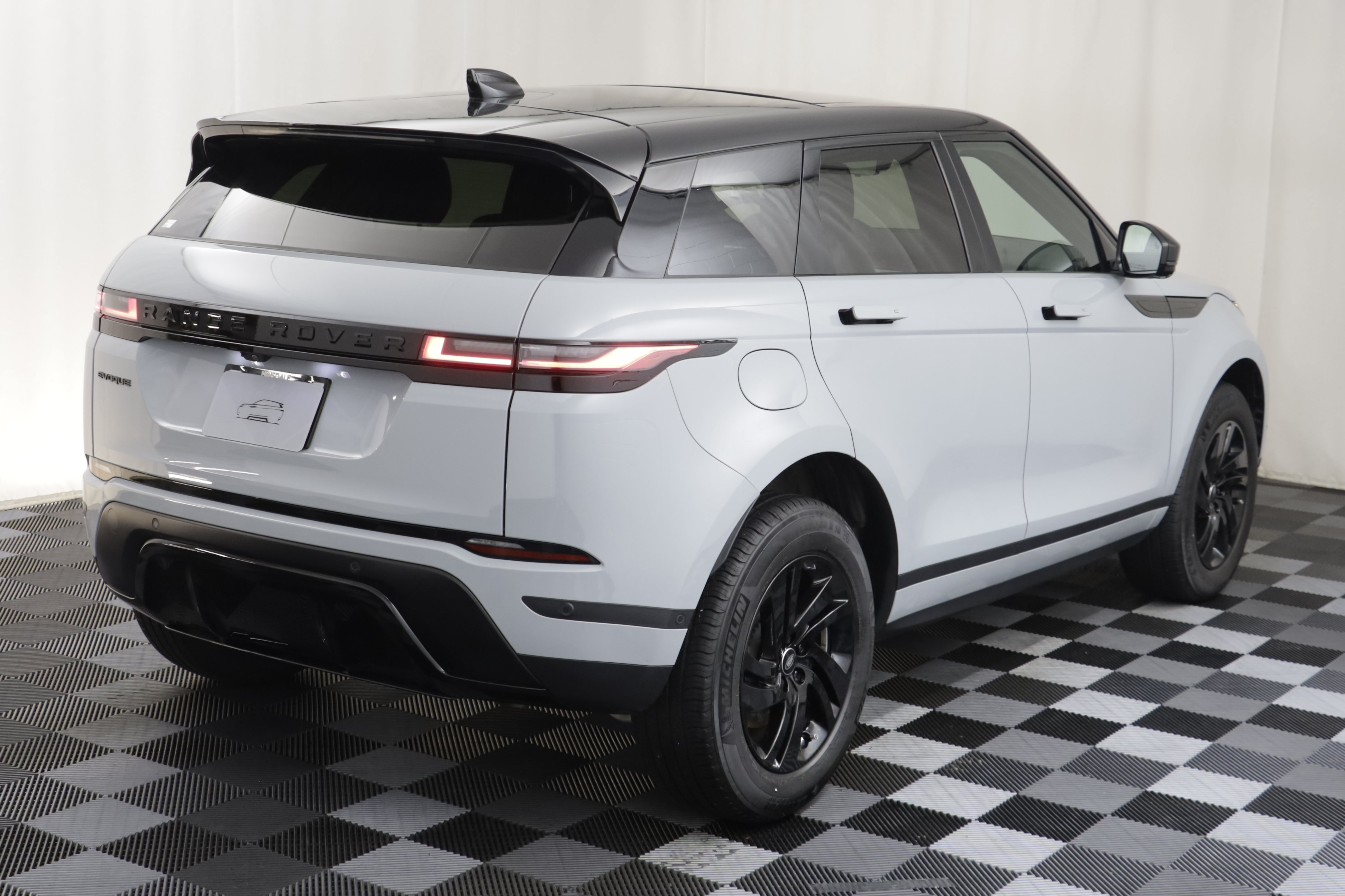 Certified 2026 Land Rover Range Rover Evoque S AWD/4WD image 19