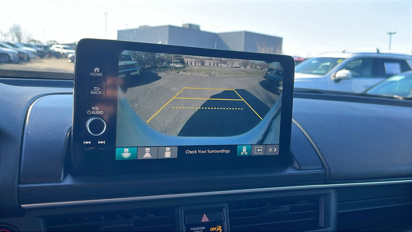 Used 2023 Honda Pilot Touring image 16