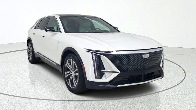 Used 2025 Cadillac Lyriq Luxury w/ LPO, Floor Liner Package