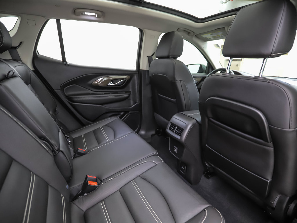 Used 2023 GMC Terrain Denali AWD/4WD image 26