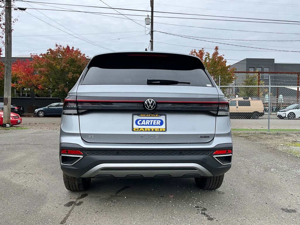 New 2025 Volkswagen Taos SE image 7
