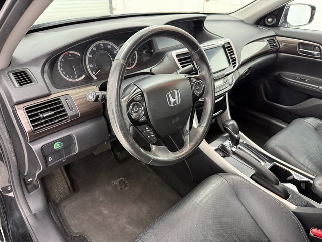 Used 2017 Honda Accord EX-L image 8