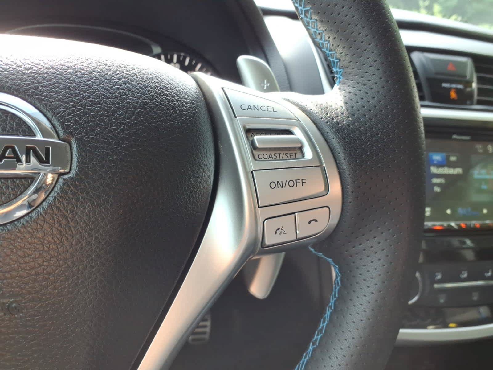 Certified 2018 Nissan Altima 2.5 SR FWD image 23