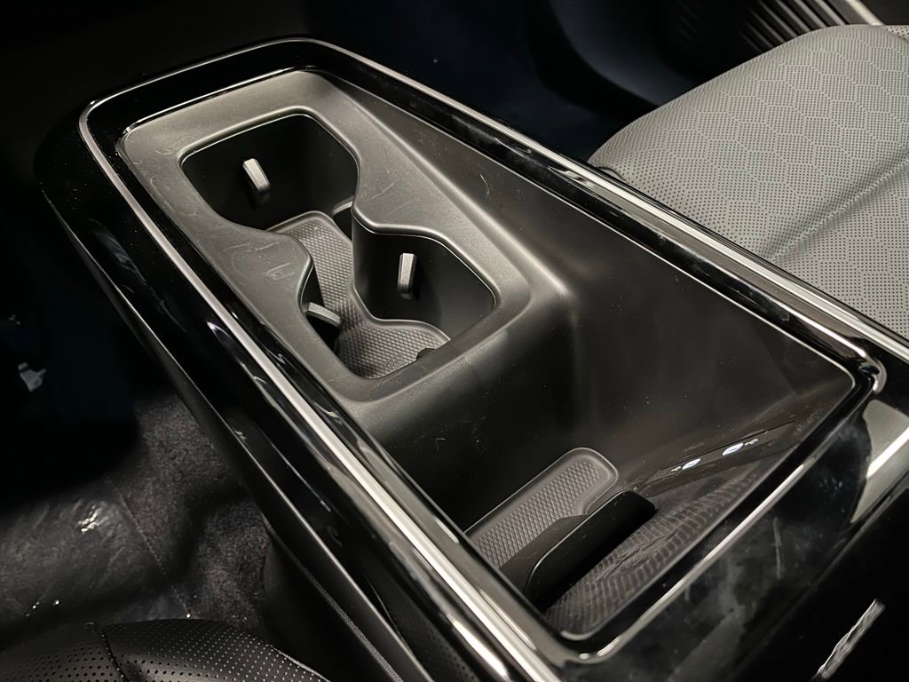 New 2026 Volkswagen ID.4 Pro S Plus AWD/4WD image 14