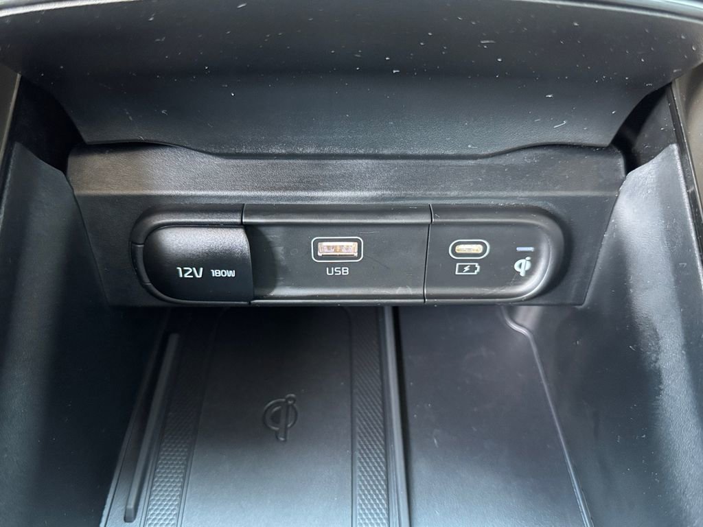 Used 2025 Kia Telluride S FWD image 27