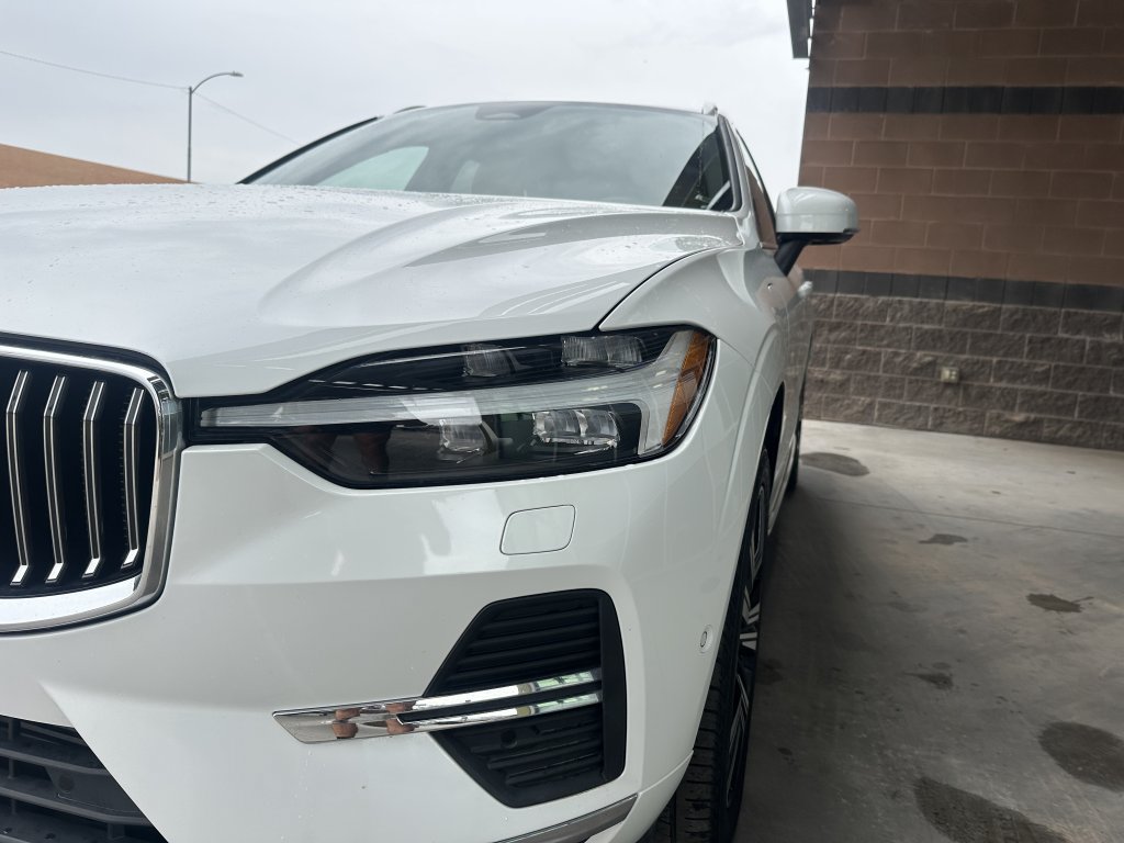 Used 2022 Volvo XC60 T8 Inscription w/ Advanced Package AWD/4WD image 10