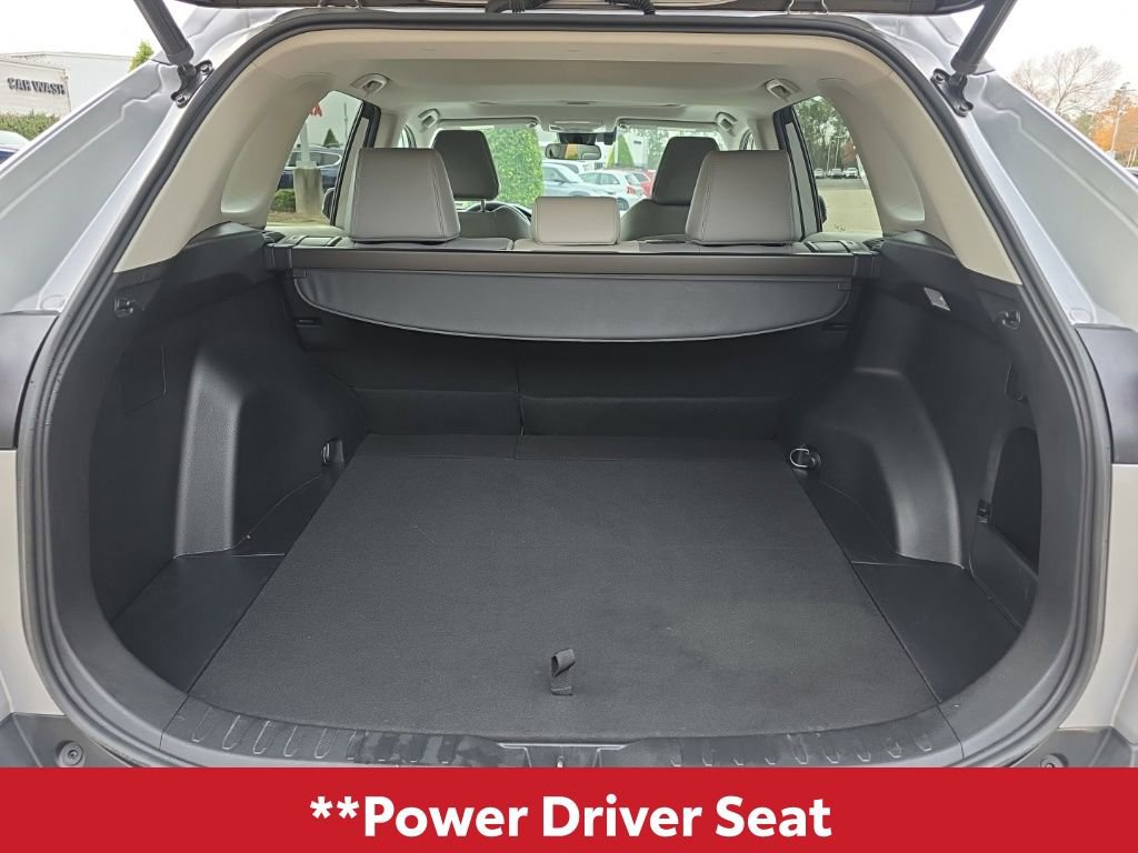 Used 2021 Toyota RAV4 XLE Premium image 15