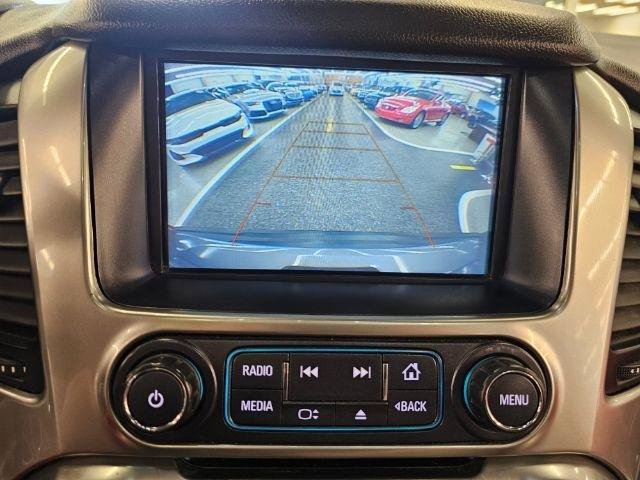 Used 2019 Chevrolet Suburban LT w/ Texas Edition Package AWD/4WD image 17