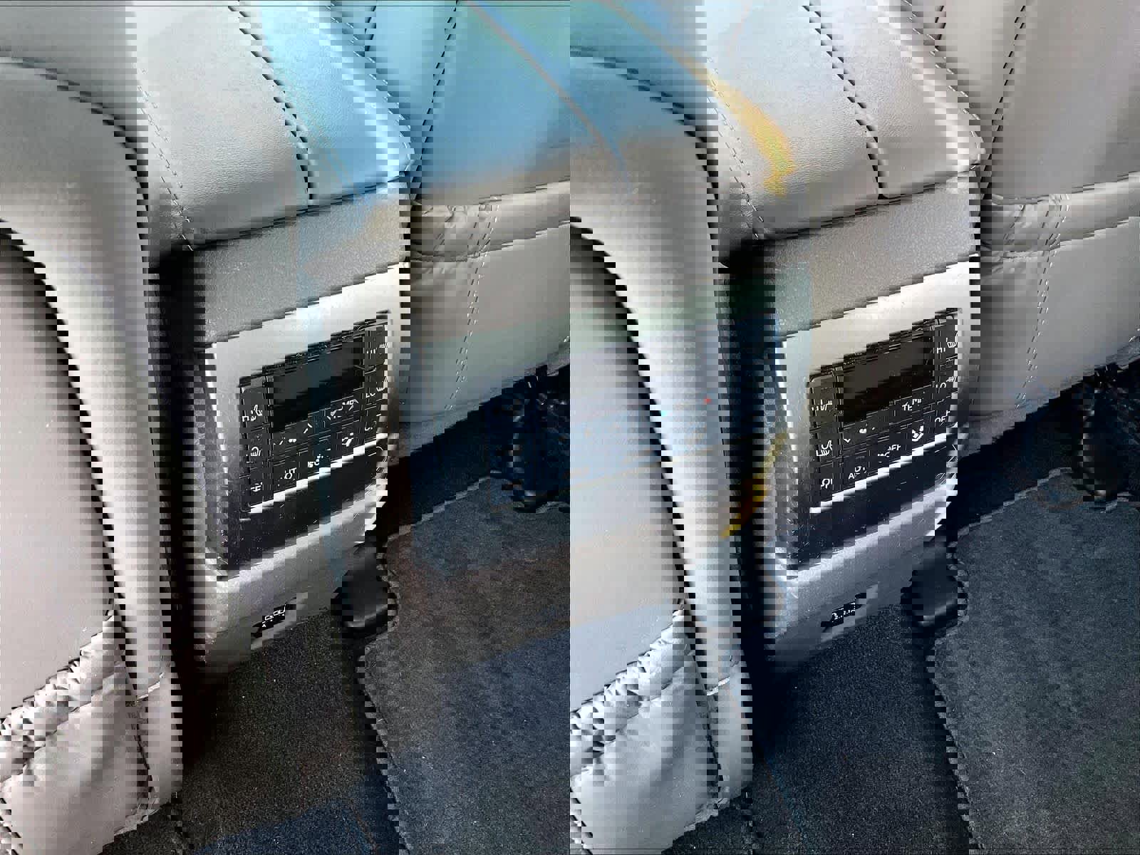 Used 2023 Lexus GX 460 Premium w/ Premium Package image 29