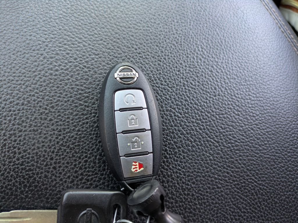 Used 2016 Nissan Titan XD AWD/4WD image 29