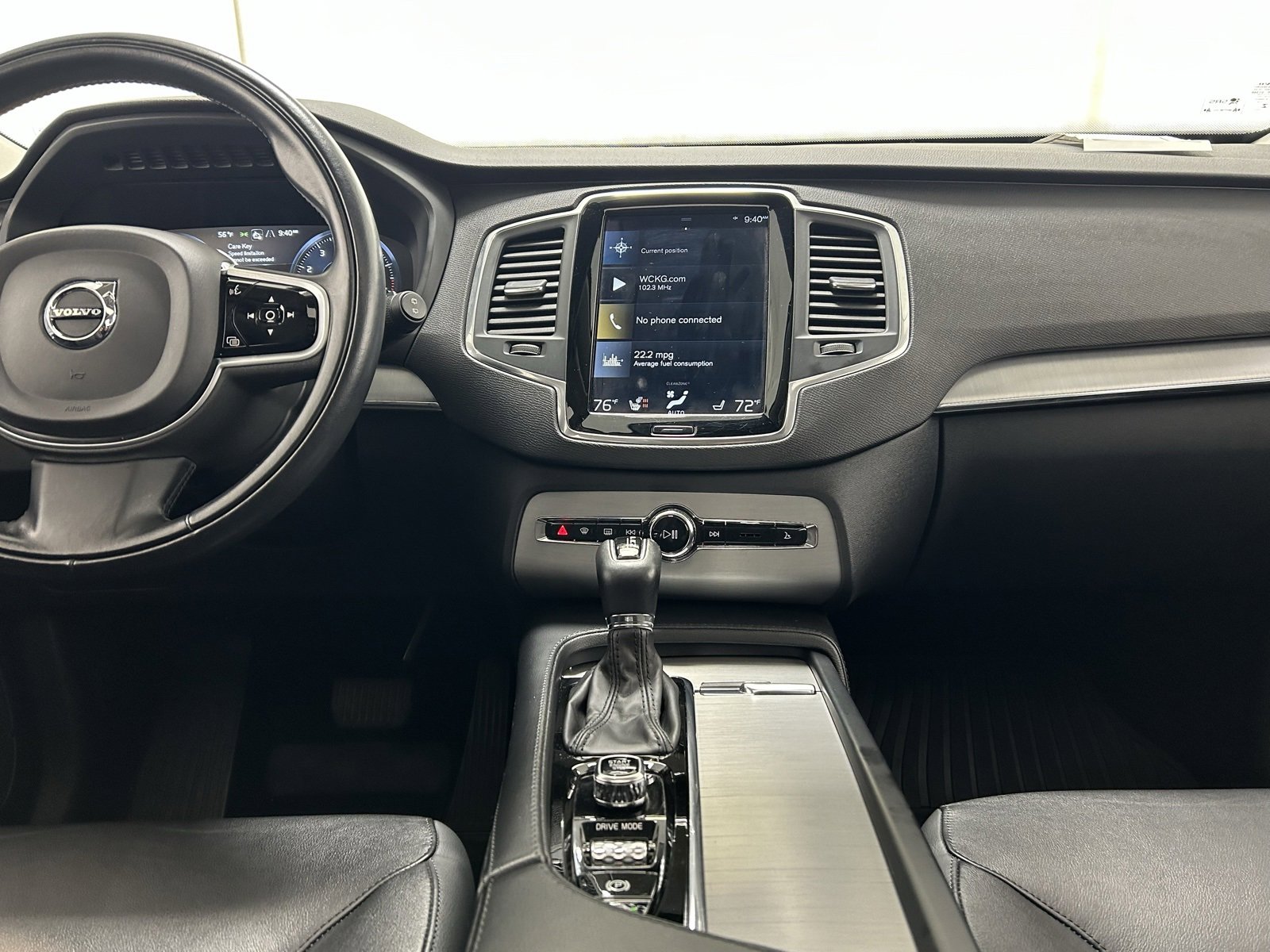 Used 2021 Volvo XC90 T5 Momentum w/ Climate Package image 9