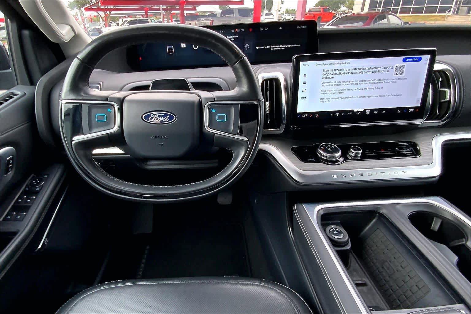 Used 2025 Ford Expedition Max Platinum AWD/4WD image 6