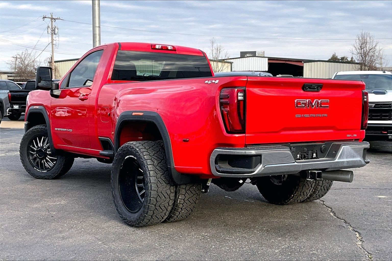 New 2026 GMC Sierra 3500 SLE image 3