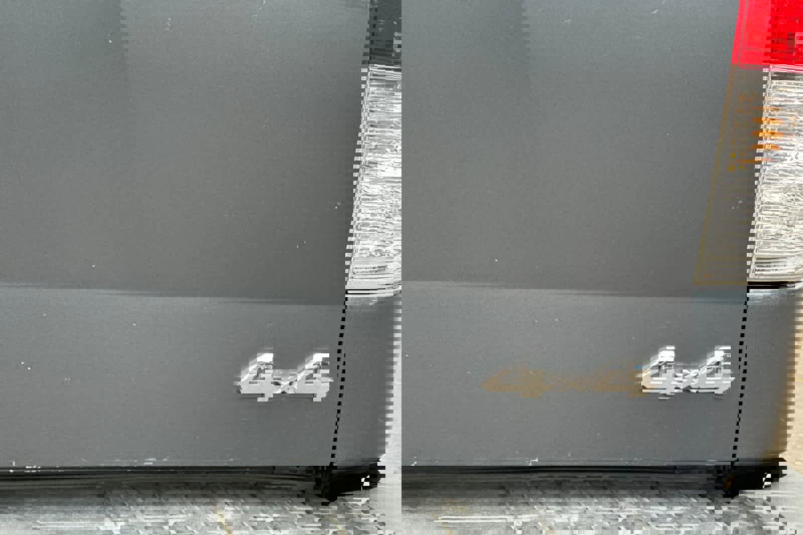 Used 2010 Toyota Tundra 4x4 CrewMax image 25