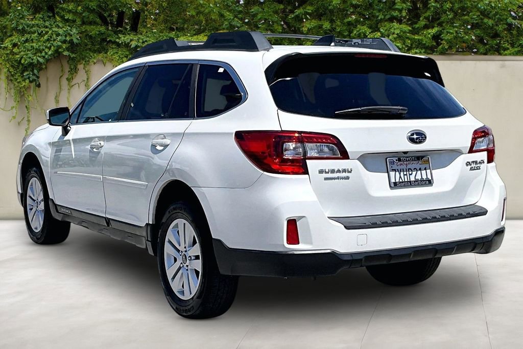 Used 2017 Subaru Outback 2.5i Premium image 4